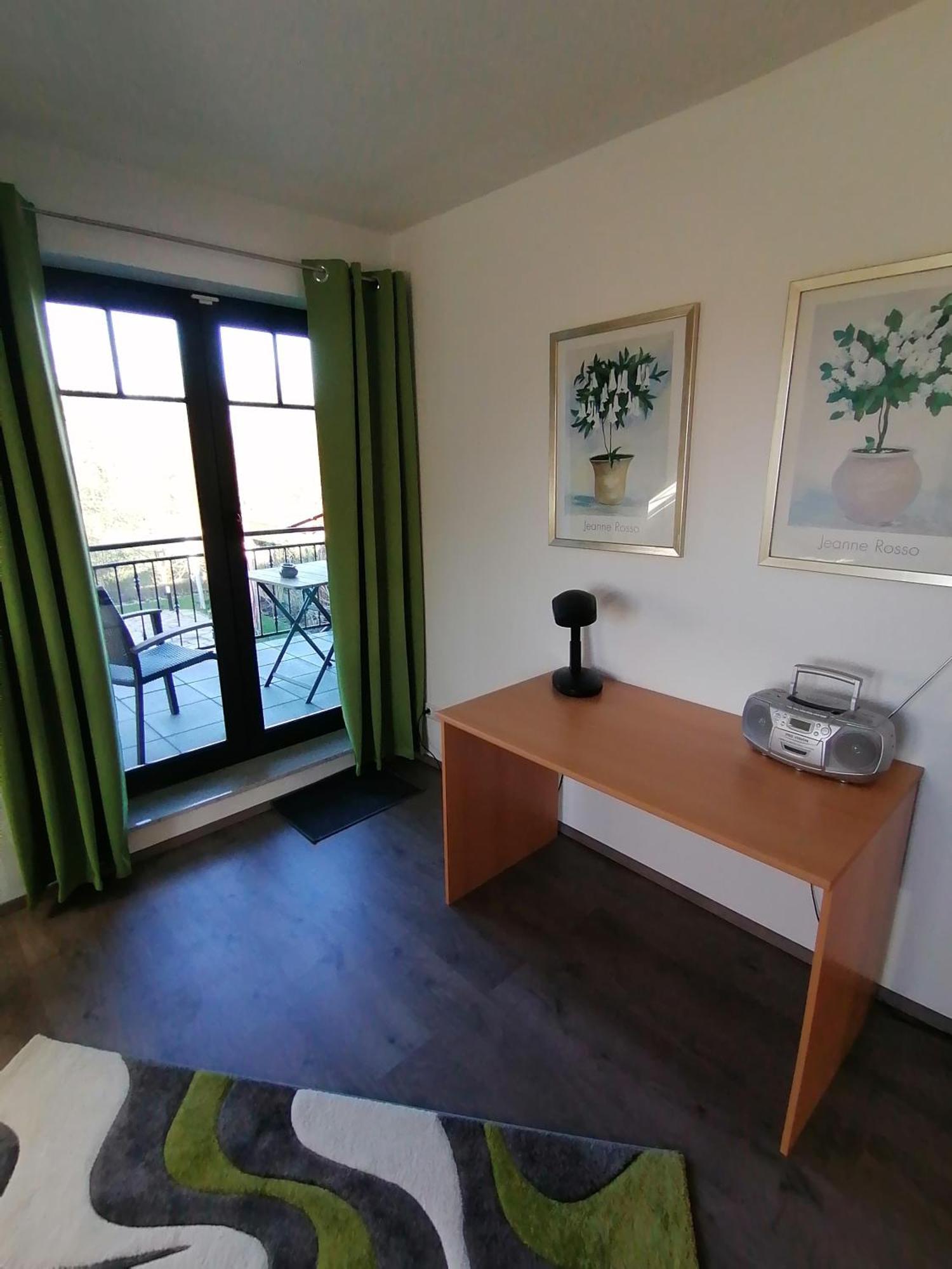 Ferienwohnung "Sanssouci", Muelheim Selbeck มึลไฮม์ อันแดร์ รัวร์ ภายนอก รูปภาพ